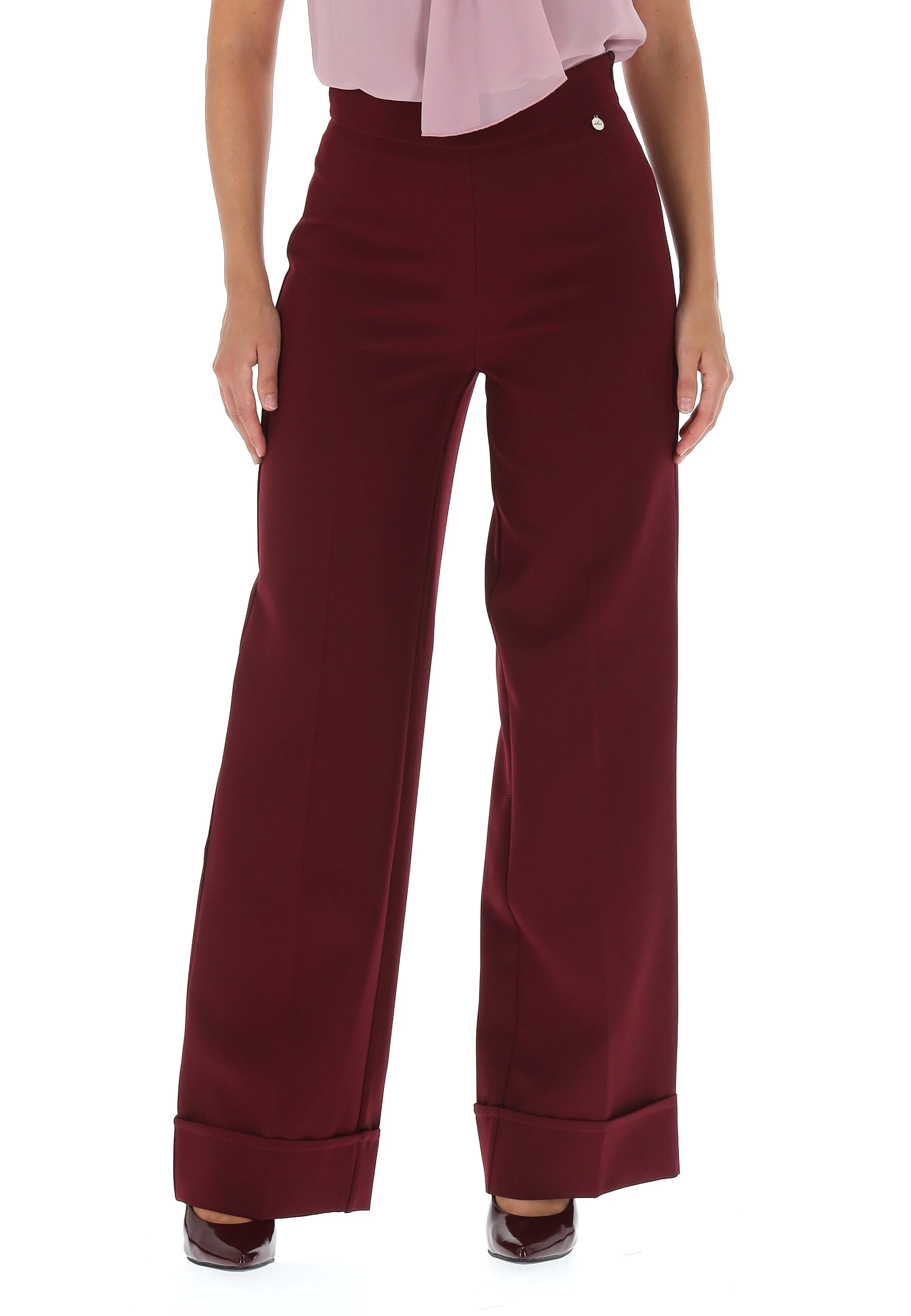 Pantalone a palazzo tessuto tecnico èks con risvolto sul fondo
